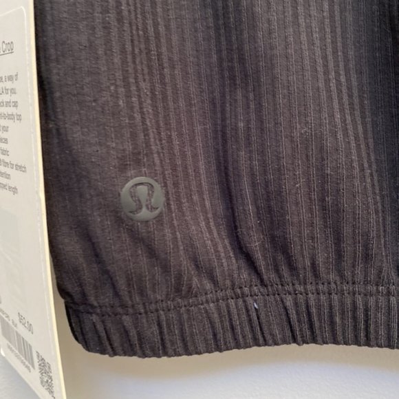 ❗️SOLD❗️Lululemon LA Cap Sleeve Crop Tee Size 10 - Picture 4 of 5